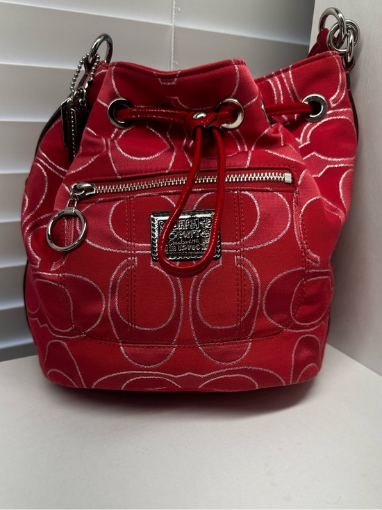 Coach Handbags - Coach Poppy Signature Lurex Cinch Bucket Bag